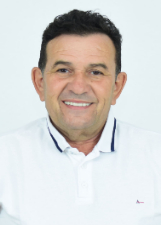 VALDERI MOURA DE CARVALHO (VALDERI)